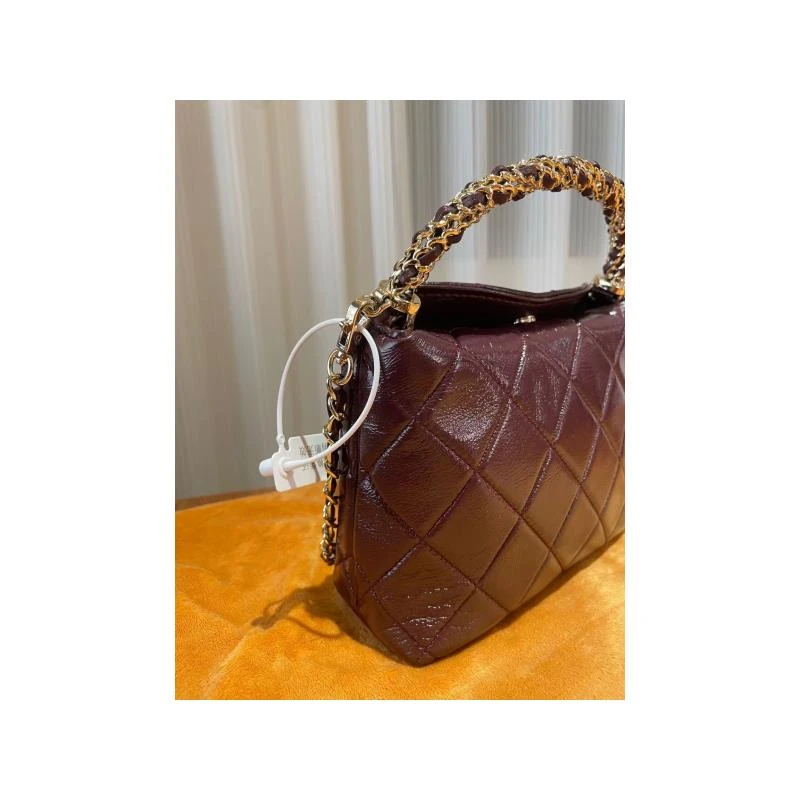 HIRMRIS手工真皮包550739-红   旋转口扣香