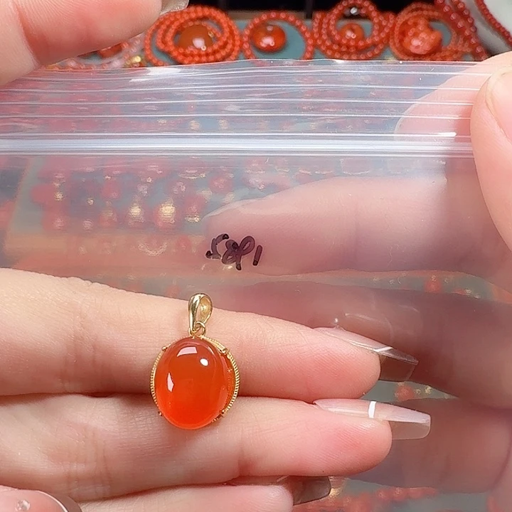 南红玛瑙银S925镶嵌吊坠