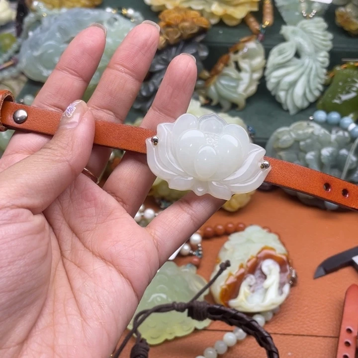 蛇纹石玉手牌合金