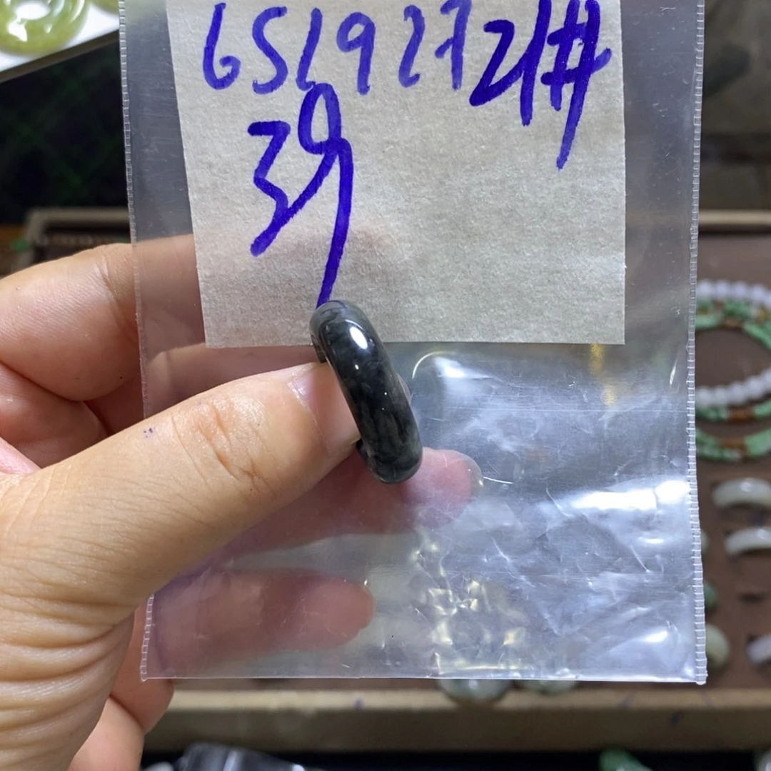 未镶嵌定制翡翠翡翠