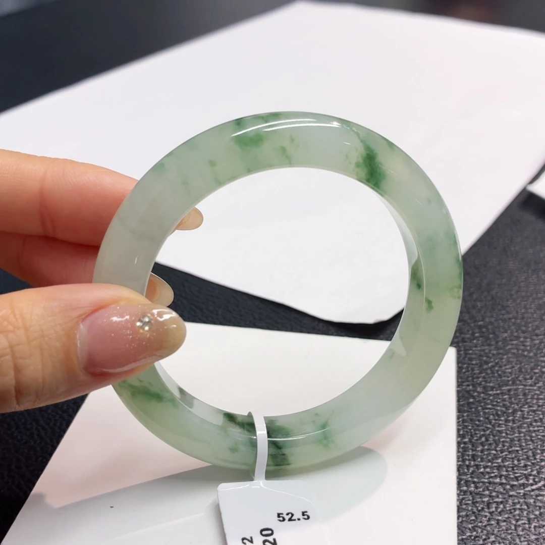 翡翠手镯未镶嵌缅甸翡翠手镯52.7