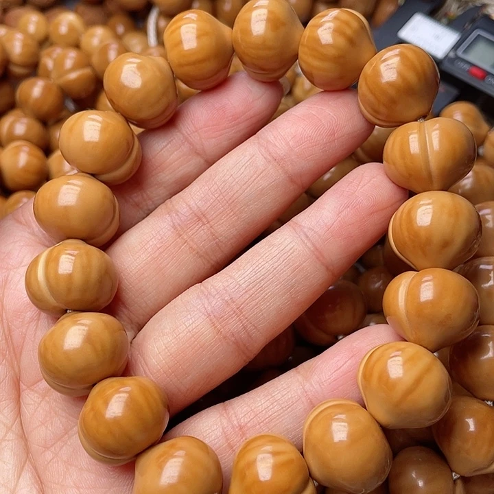 手串猴头核桃P****J17c g n m m