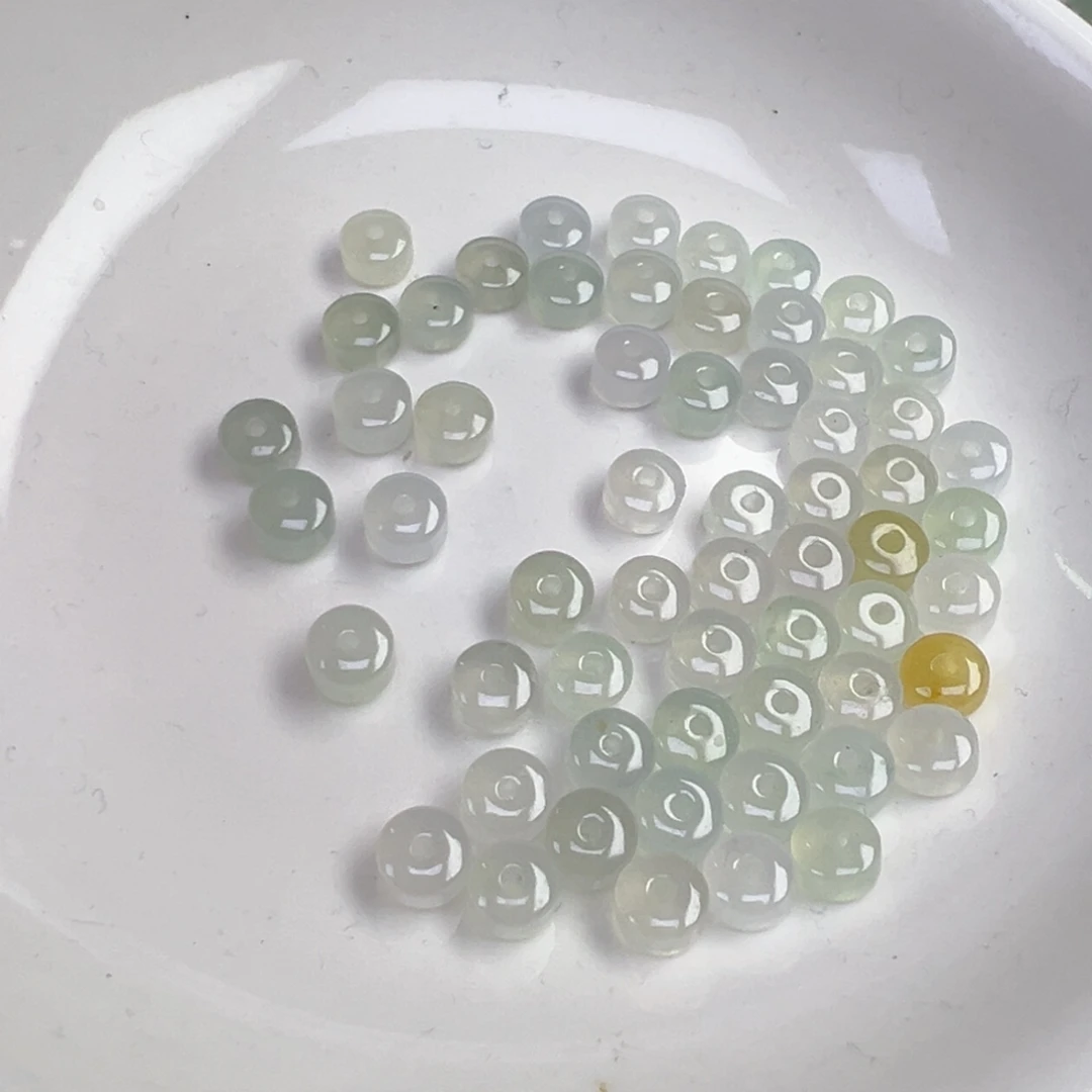 翡翠散珠冰胶桶珠一颗