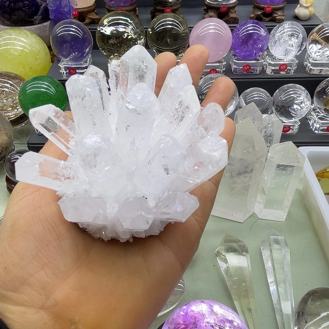 白色水晶花桌面摆件