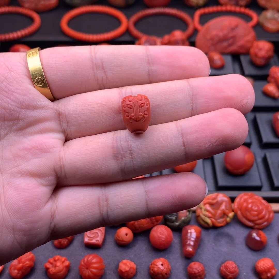 南红玛瑙未镶嵌南红精工雕刻兽面三通10.5mm（配塔头