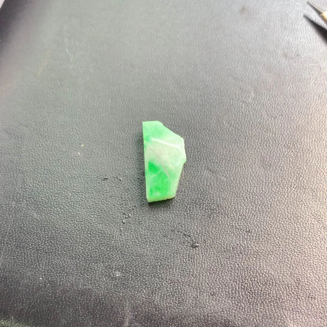 未镶嵌定制翡翠翡翠