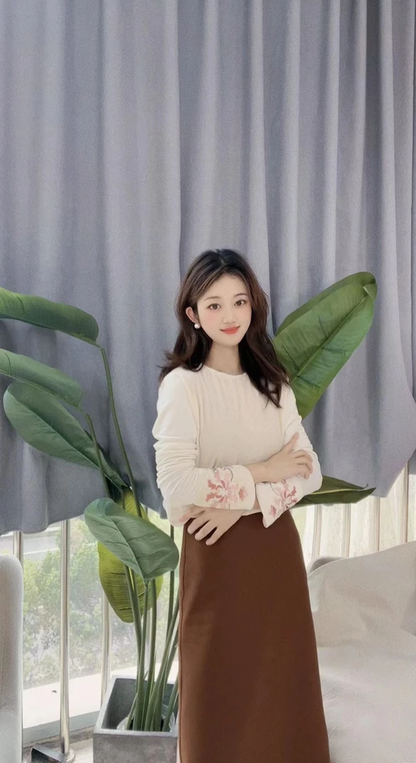 DY1228樱美嘉桑蚕丝女装丝绒气质显瘦秋款复古百搭纯色时尚上衣