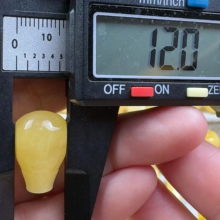 蜜蜡未镶嵌裸石13杂