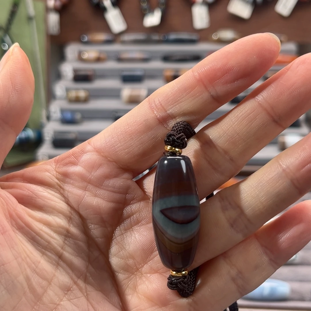 二***饼玛瑙/玉髓合金颈饰