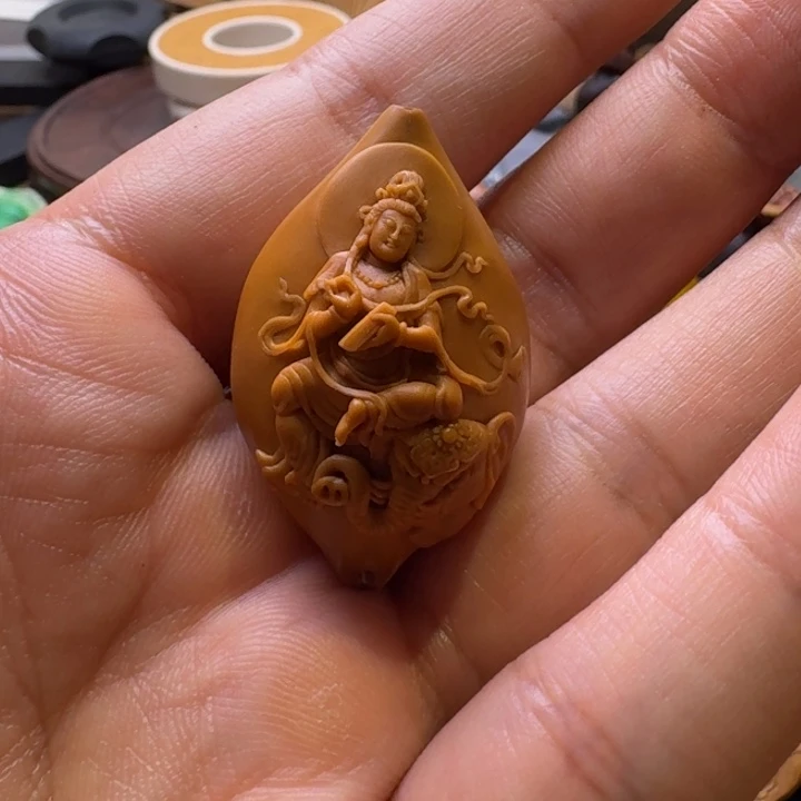 T***头手串/手链橄榄核核核