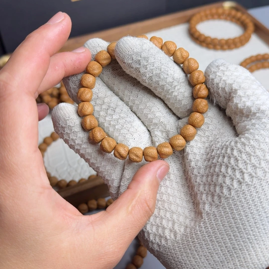 Z***.猴头核桃吊坠纯手工雕刻灵蛇9mm