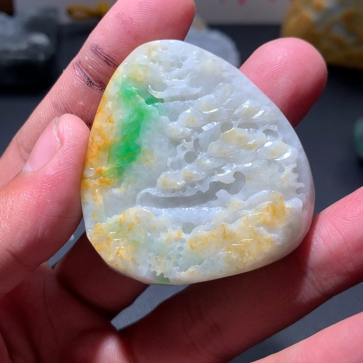 翡翠未镶嵌颈饰保真天然a货翡翠