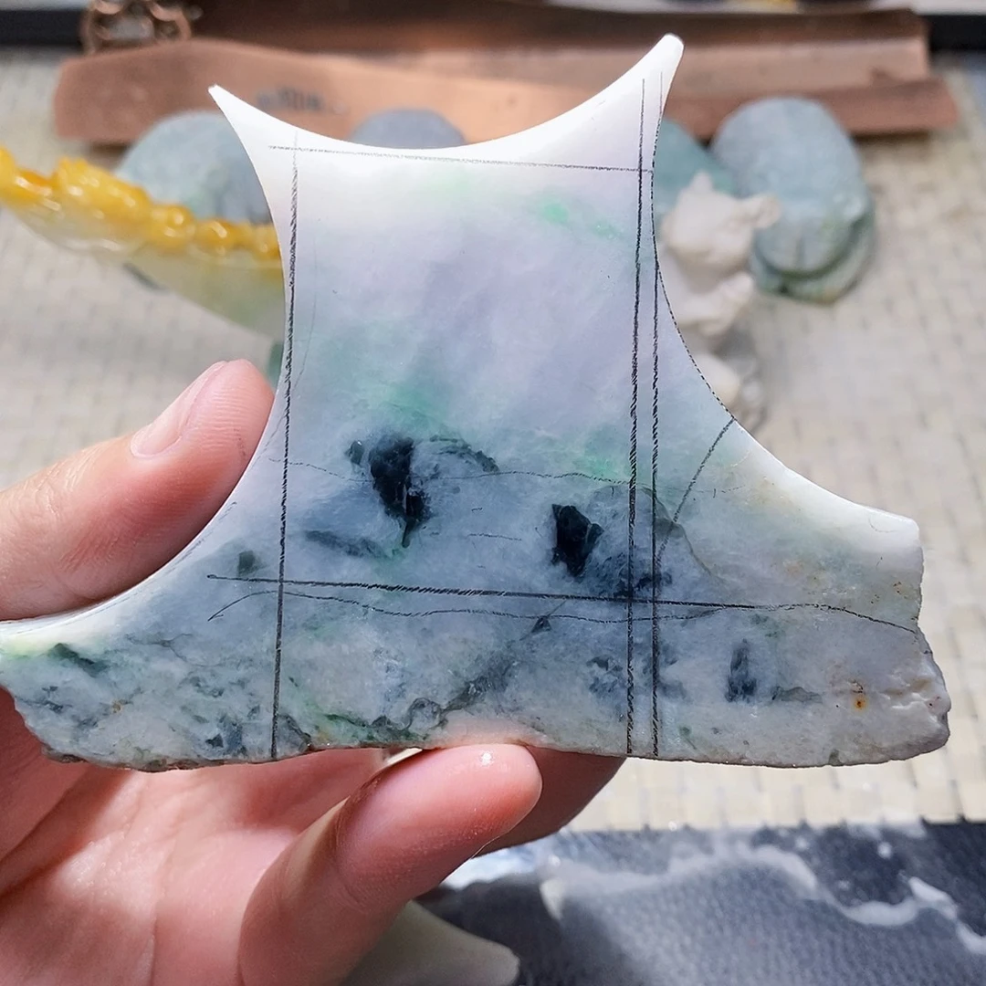 翡翠未镶嵌颈饰59