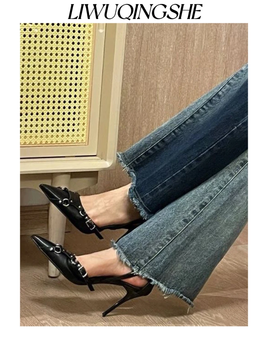 韩系尖头32-43码2025新款黑色女性感御姐高跟鞋朋克风包头凉鞋