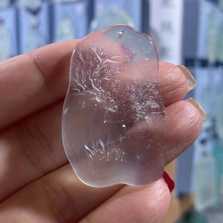 岫玉未镶嵌颈饰吊坠