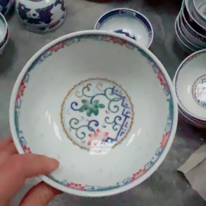 青花玲珑6寸面碗荷花