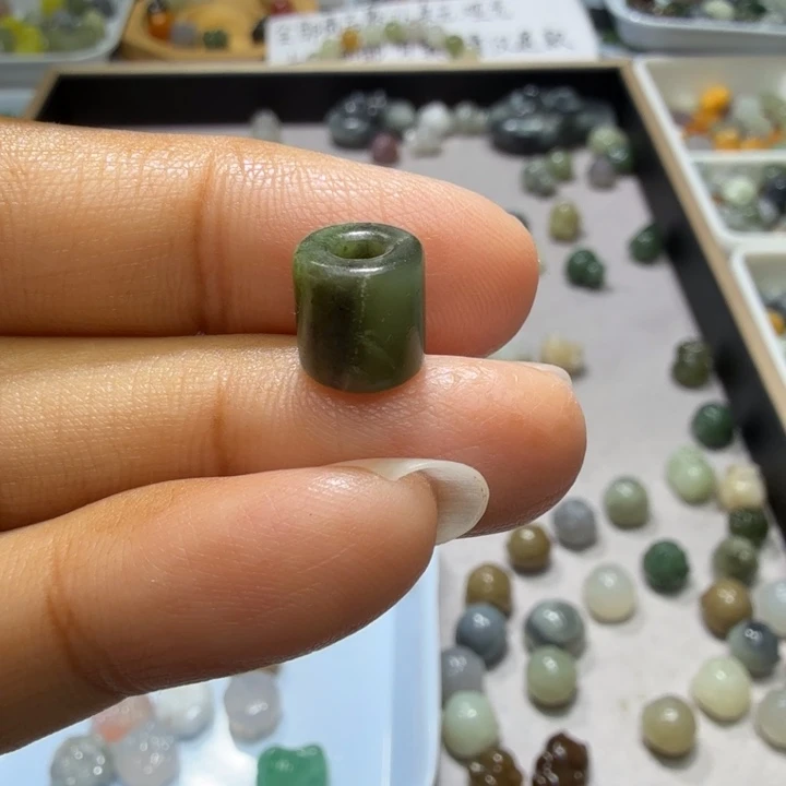 未镶嵌和田玉珠宝半成品