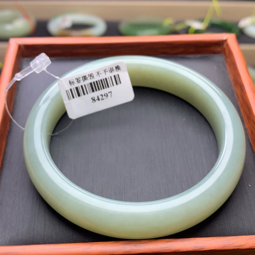 【闪购商品】和田玉手镯未镶嵌58.8