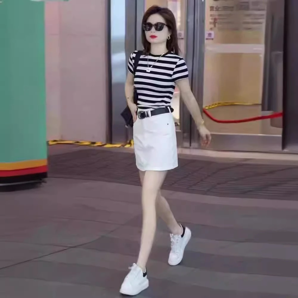 欧货时尚条纹短袖T恤女夏季新款洋气修身高腰白色牛仔短裙两件套