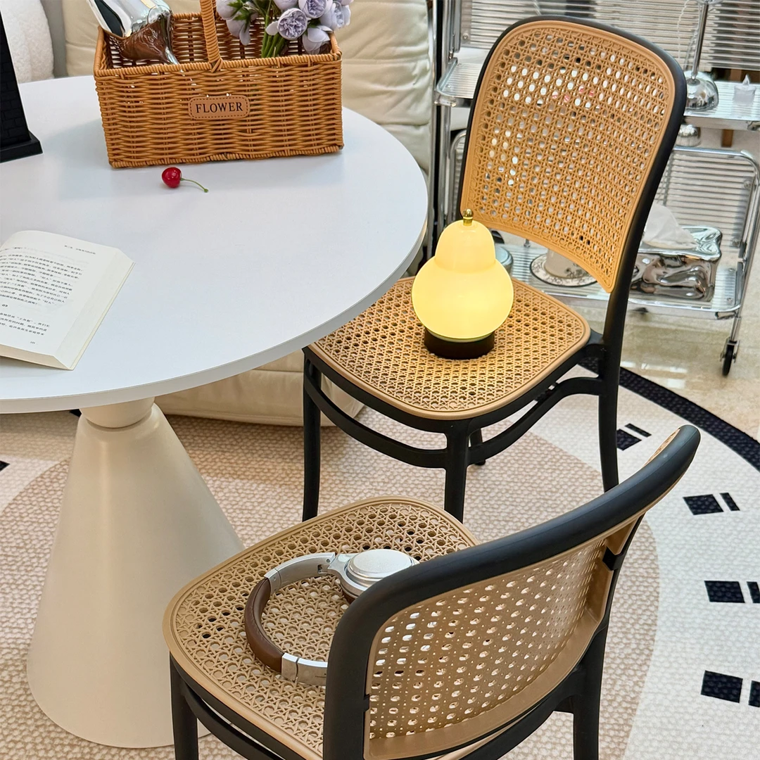 塑料餐椅藤编椅子家用靠背椅舒服久坐餐桌凳子阳台休闲椅2025新款