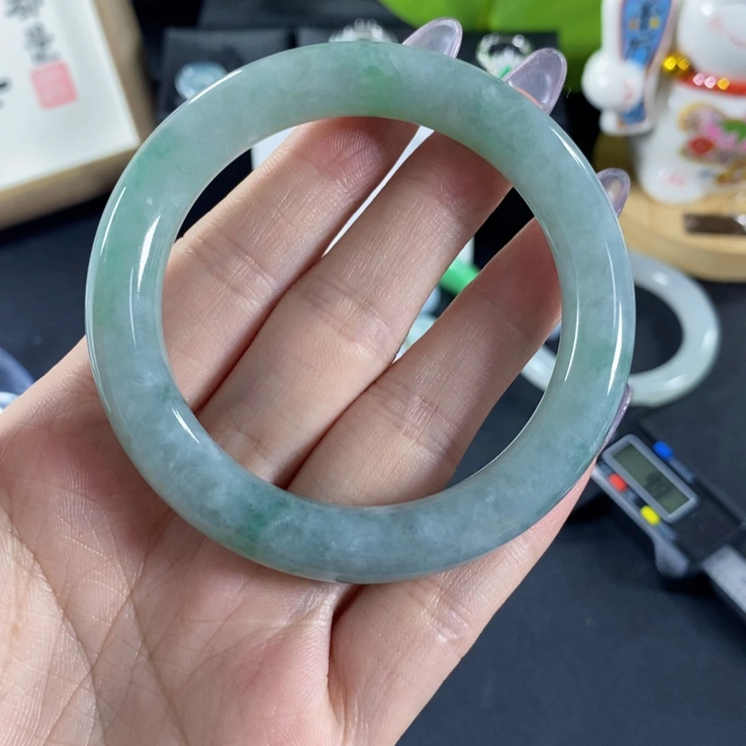 翡翠手镯未镶嵌天然翡翠手镯54.8卡10