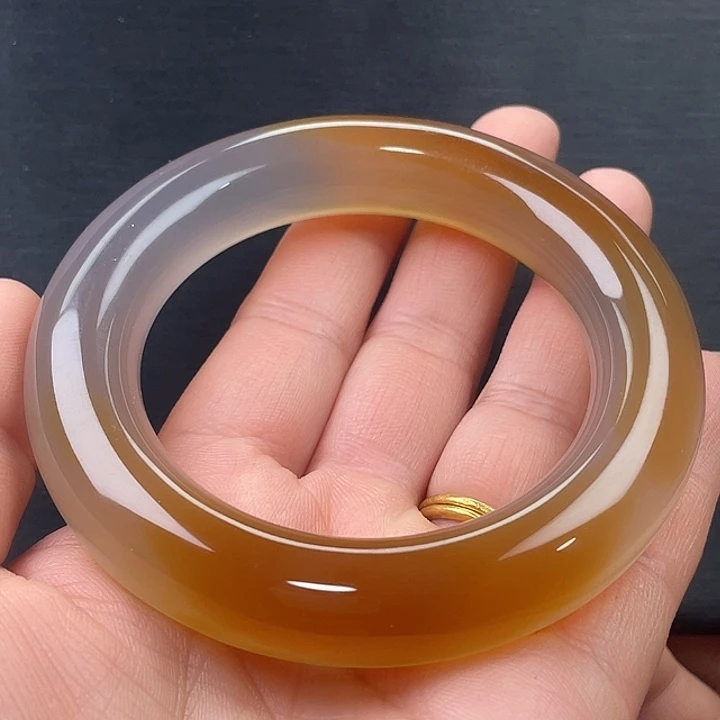 玛瑙/玉髓未镶嵌手镯59.4