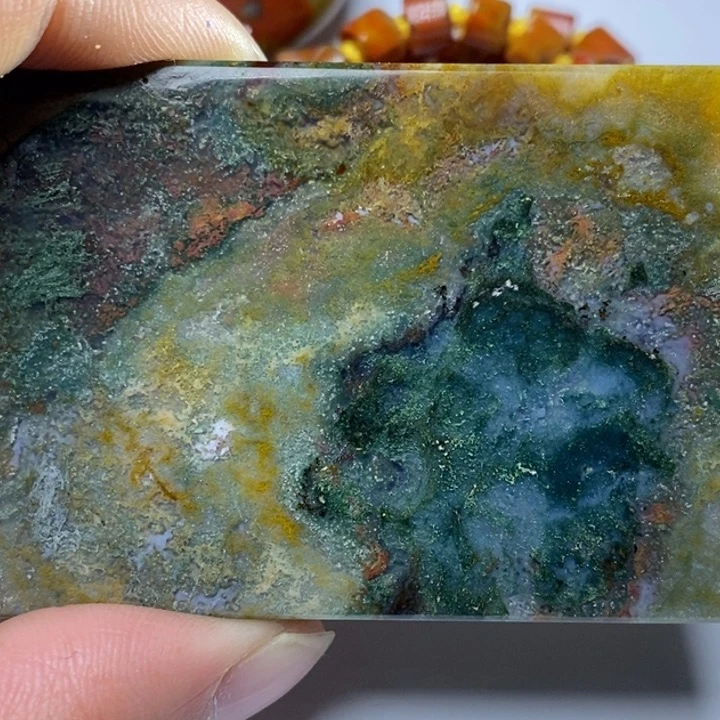 玛瑙/玉髓颈饰未镶嵌金*