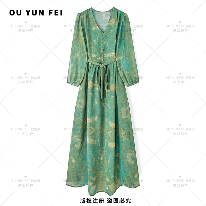 气质显瘦连衣裙女新款高级感穿搭时尚洋气印花长裙AD1028