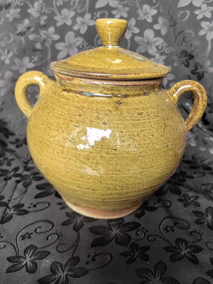 纯手工纯土陶柴烧猪油罐，容水量1.5公斤左右