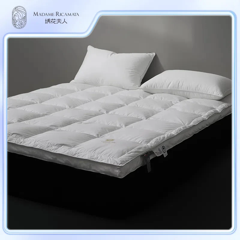 助眠好物/杨岚推荐/95白鹅绒/西伯利亚异色绒/顶奢酒店款轻奢床垫