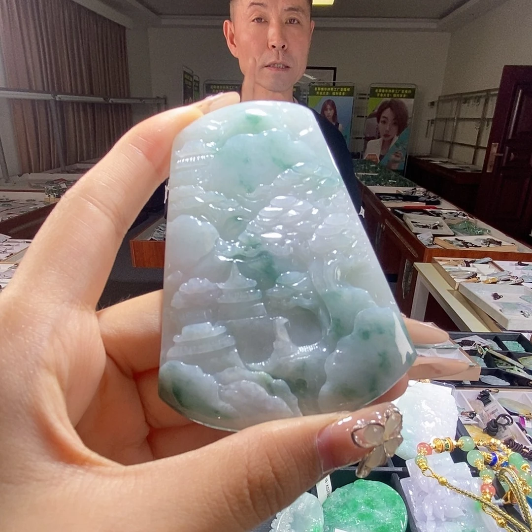 翡翠未镶嵌颈饰翡翠