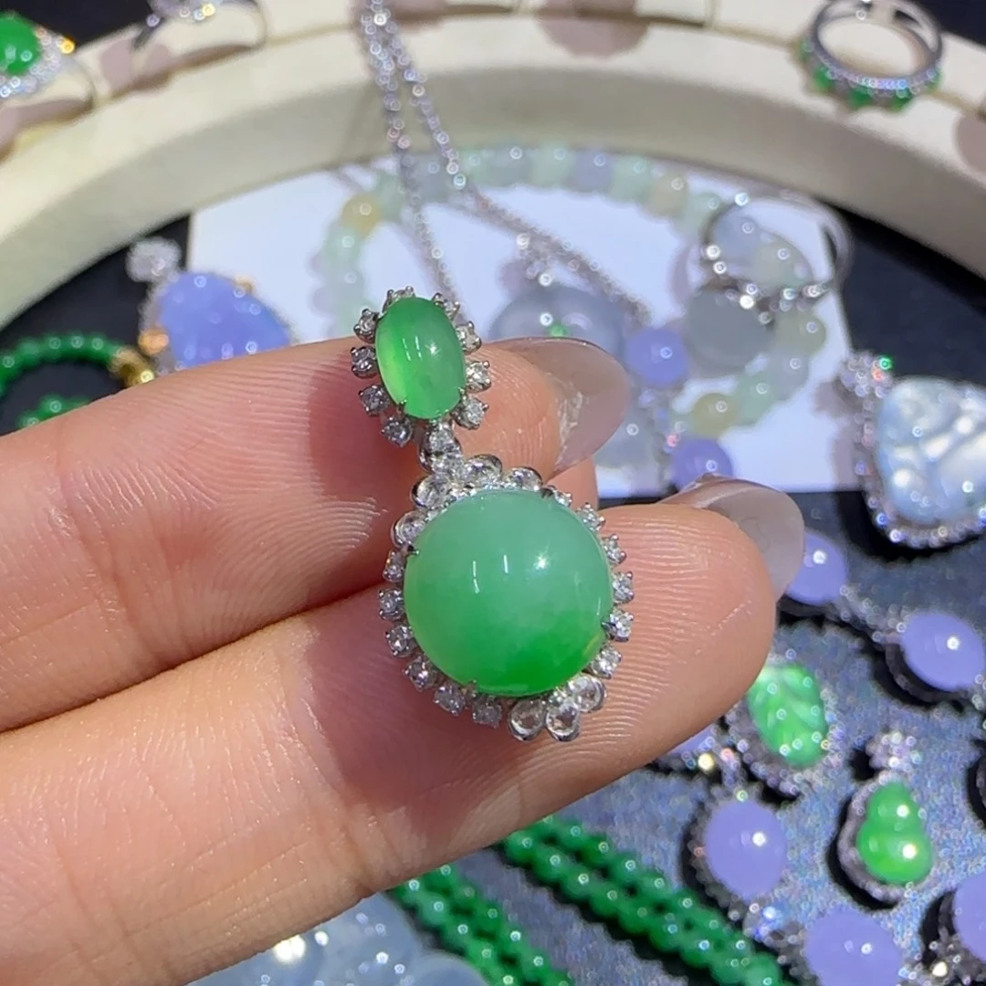 翡翠18K金镶嵌颈饰精品