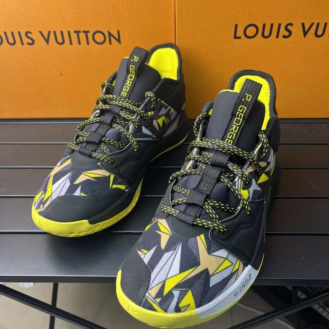 99新 maje 篮球鞋/99新合/41码/PG3 黑曼巴