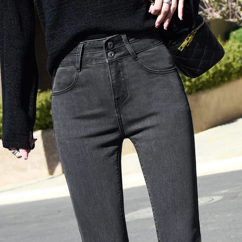 烟灰色牛仔裤女2025春冬高腰显瘦修身加绒小脚裤紧身弹力靴裤潮