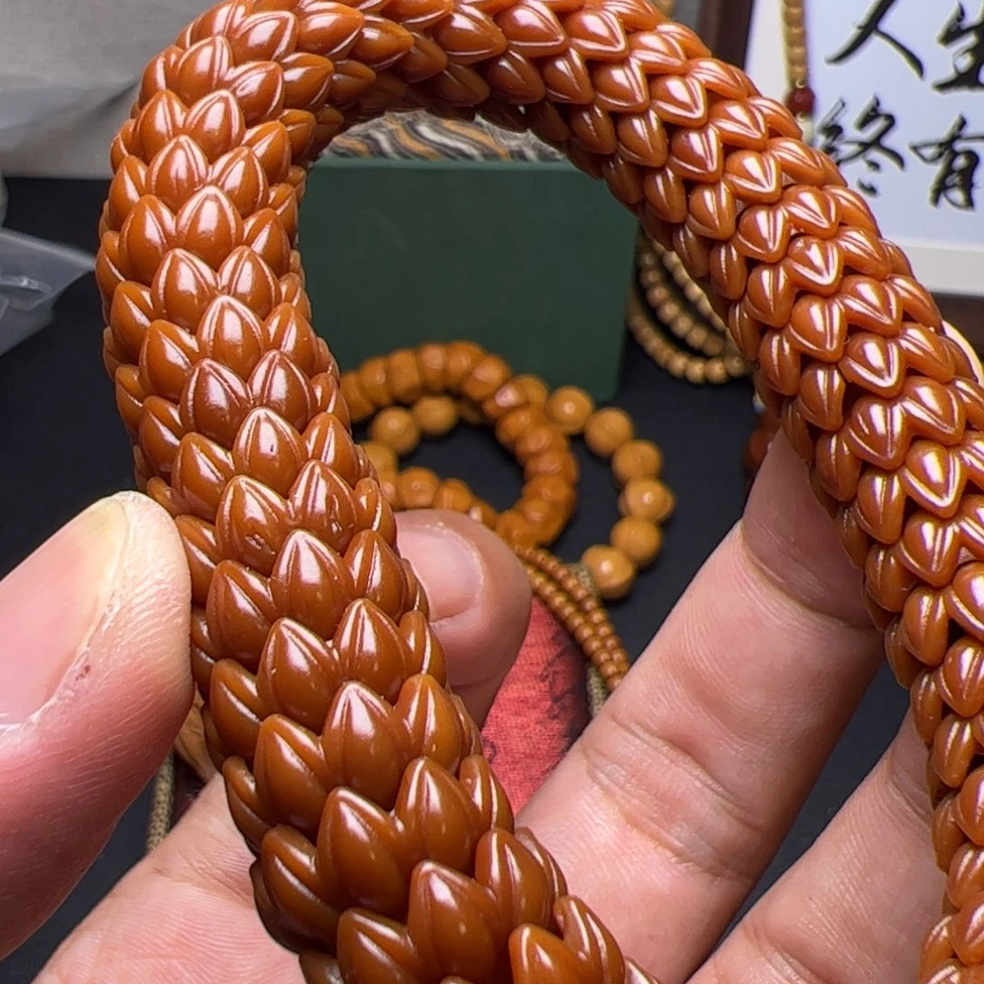 吊坠猴头核桃巨秃
