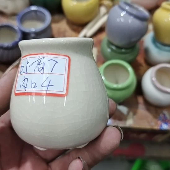 微瑕陶瓷盆满12包邮