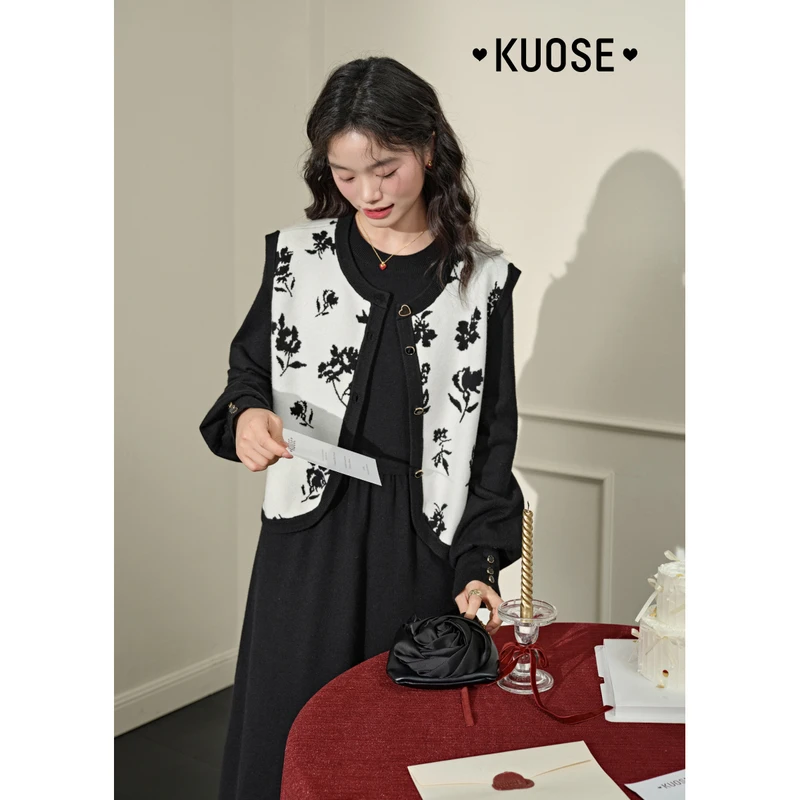 阔色新中式国风针织毛衣马甲背心女2024秋冬季新款坎肩KSO2412001