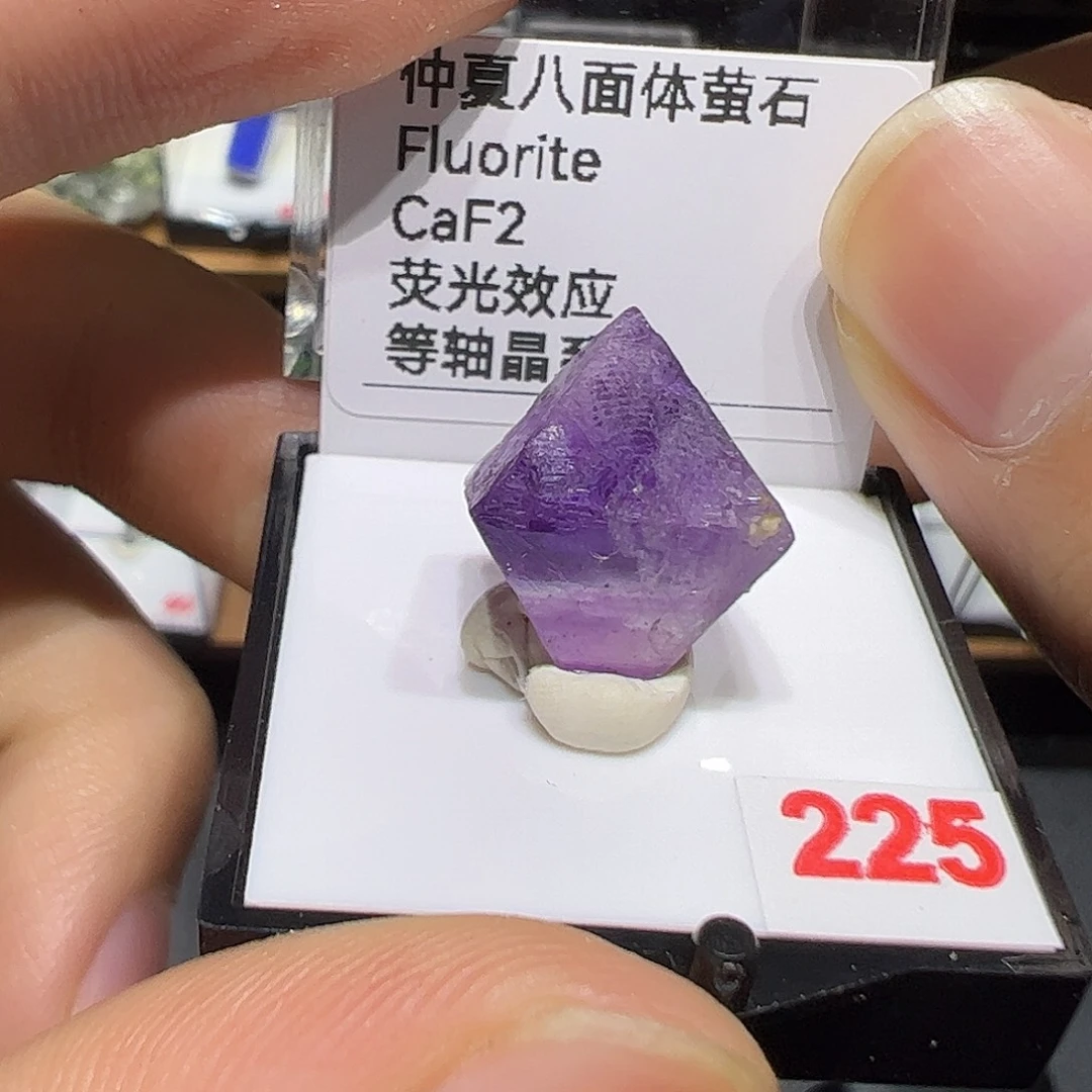 石材踪下半桶包男生女生