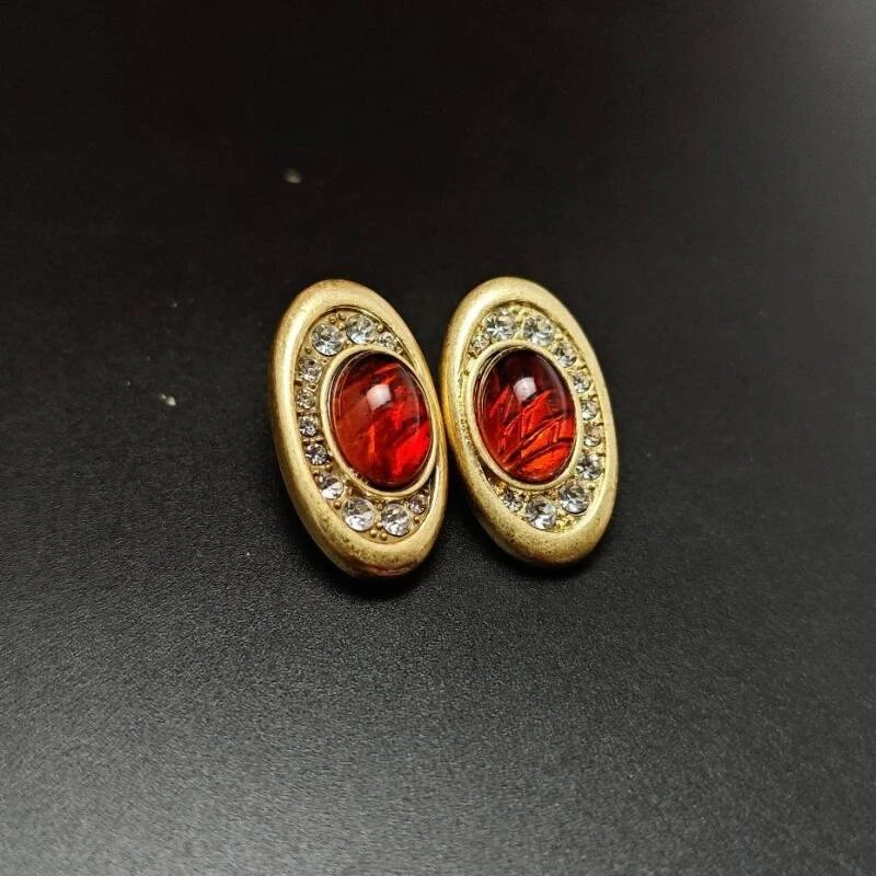 红色系欧式高贵耳饰