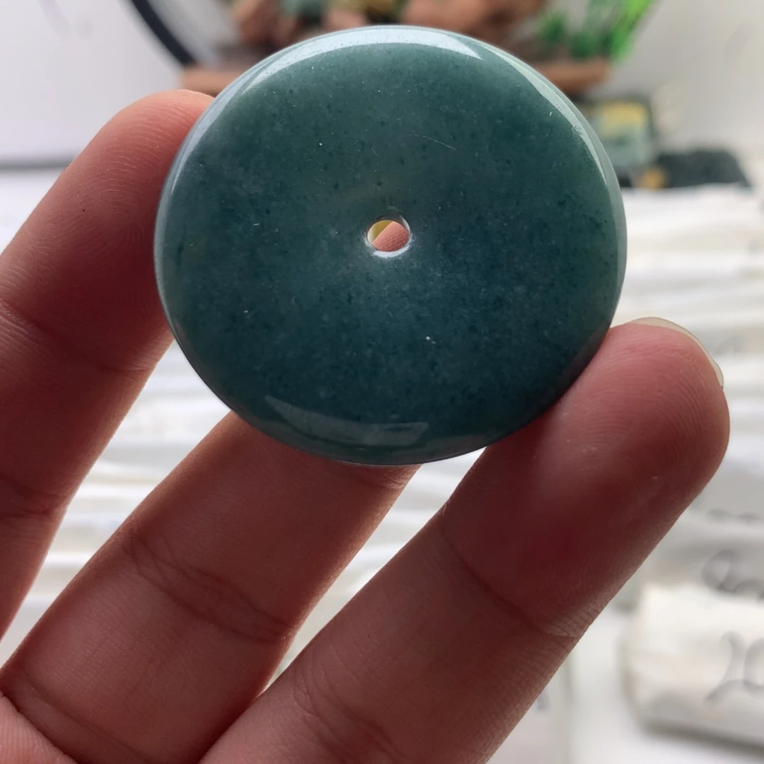 颈饰未镶嵌翡翠扣子