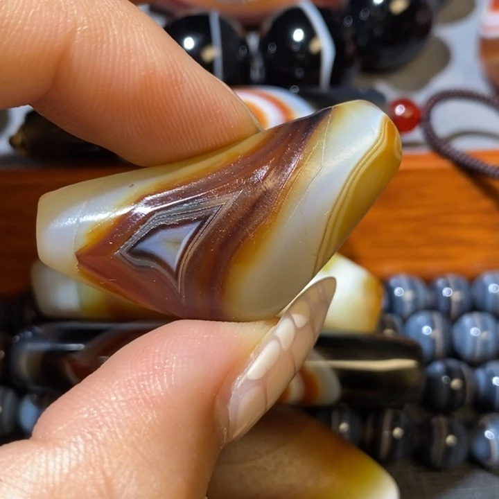 未镶嵌颈饰玛瑙/玉髓