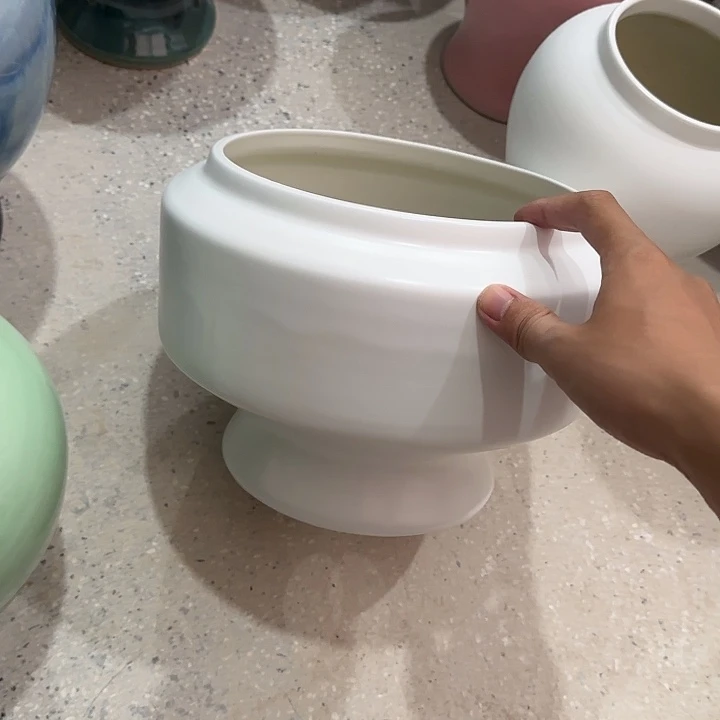 摆件微瑕有孔微瑕