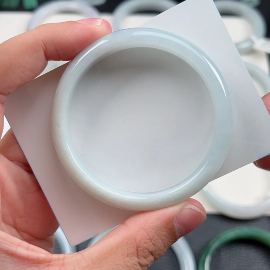 未镶嵌手镯翡翠54.7*10.0*6.4