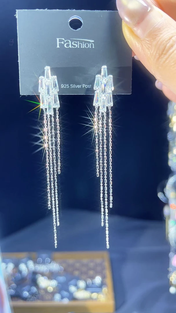 铜合金锆石耳饰 简约气质轻奢日常百搭流苏耳环0304精致优雅