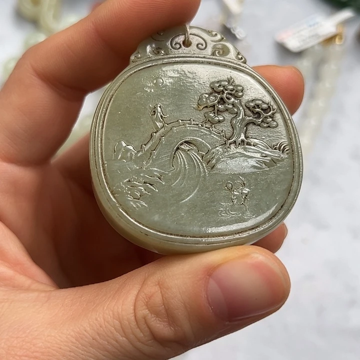 和田玉未镶嵌颈饰