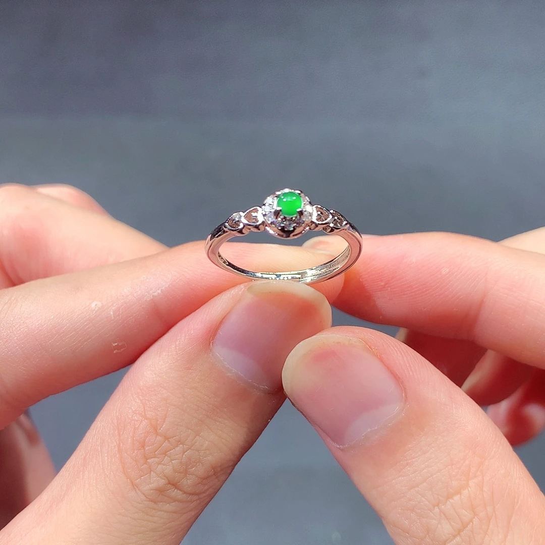 翡翠戒指未镶嵌翡翠