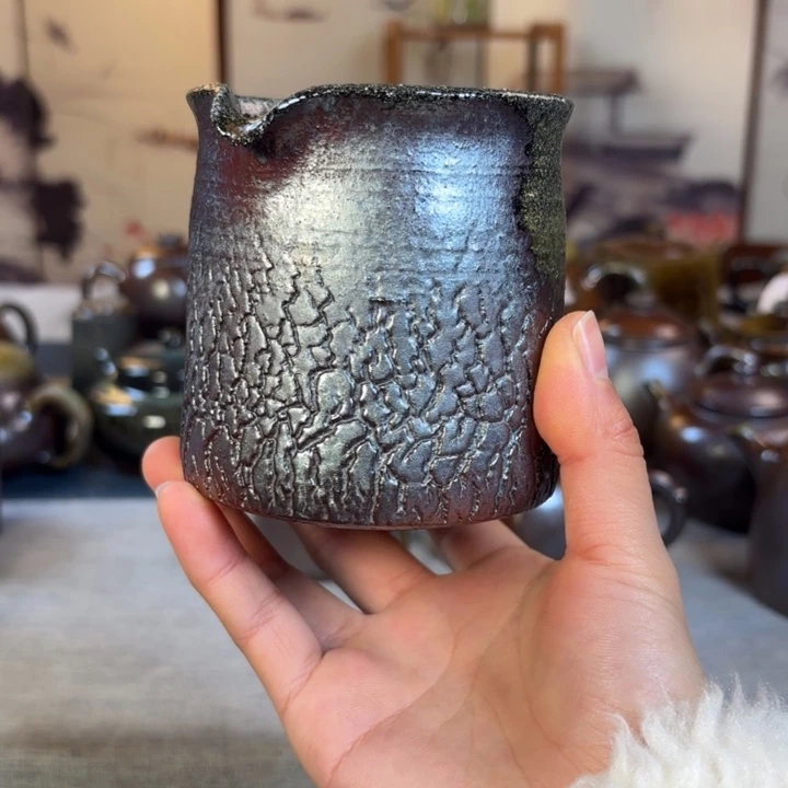 壶纳**月瑕疵柴烧紫砂公道