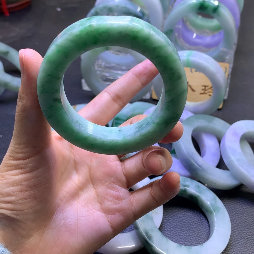 未镶嵌翡翠定制翡翠