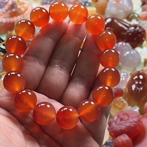 未镶嵌颈饰玛瑙/玉髓郭*五