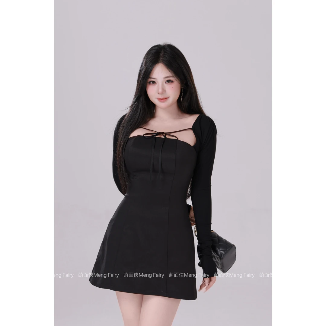 现货萌面侠【黑月雅韵】法式小众拼接设计感短款黑色连衣裙6506M